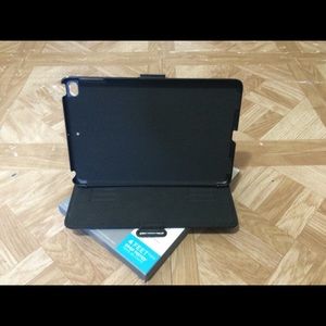 Speck Balance Folio Cover iPad Mini  Stand Back